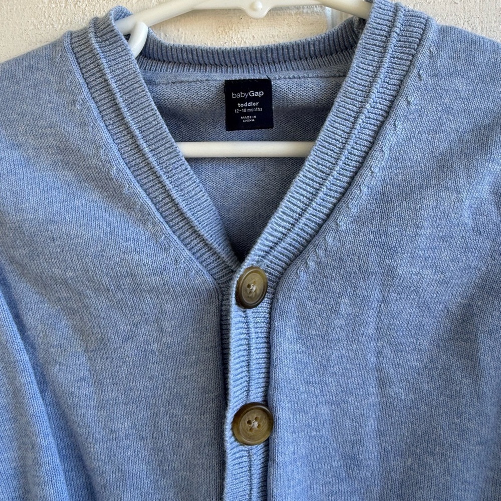Baby Gap 100% Cotton Blue Button Up Cardigan 12 - 18 Months - Picture 2 of 3